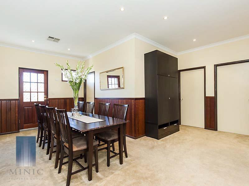 5 Canavan Crescent, Manning WA 6152