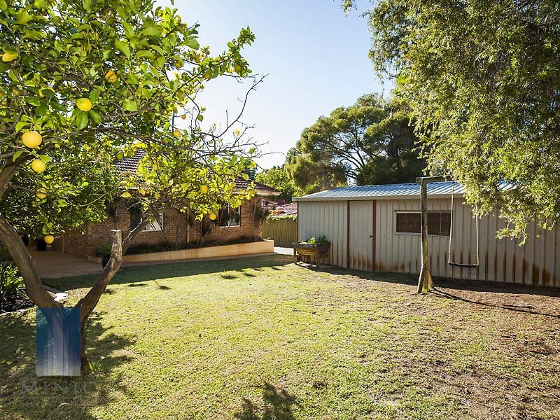 5 Canavan Crescent, Manning WA 6152
