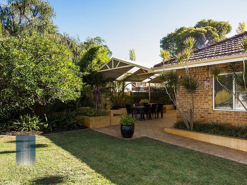 5 Canavan Crescent, Manning WA 6152