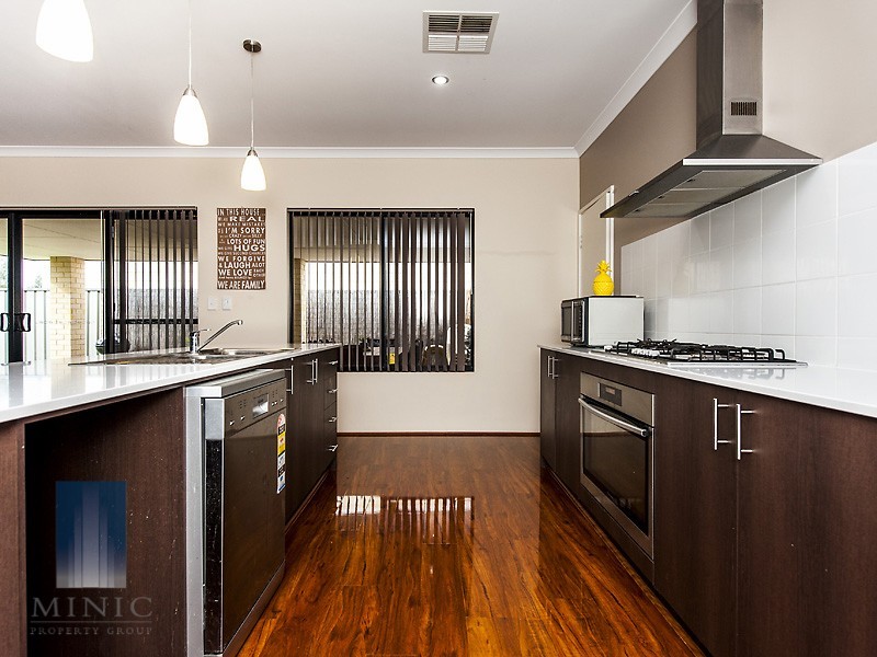 7 Carbine Bend, Byford WA 6122