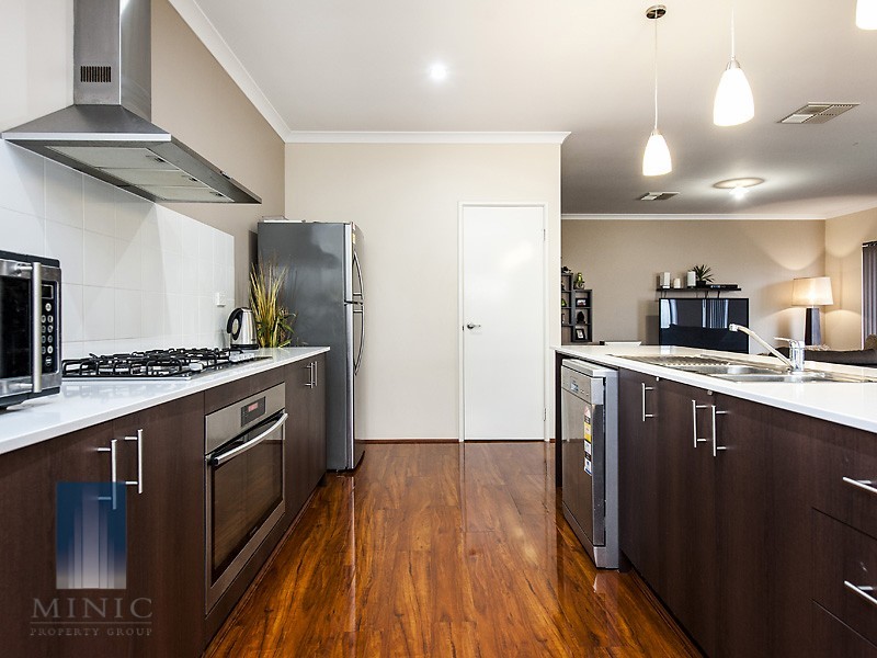 7 Carbine Bend, Byford WA 6122