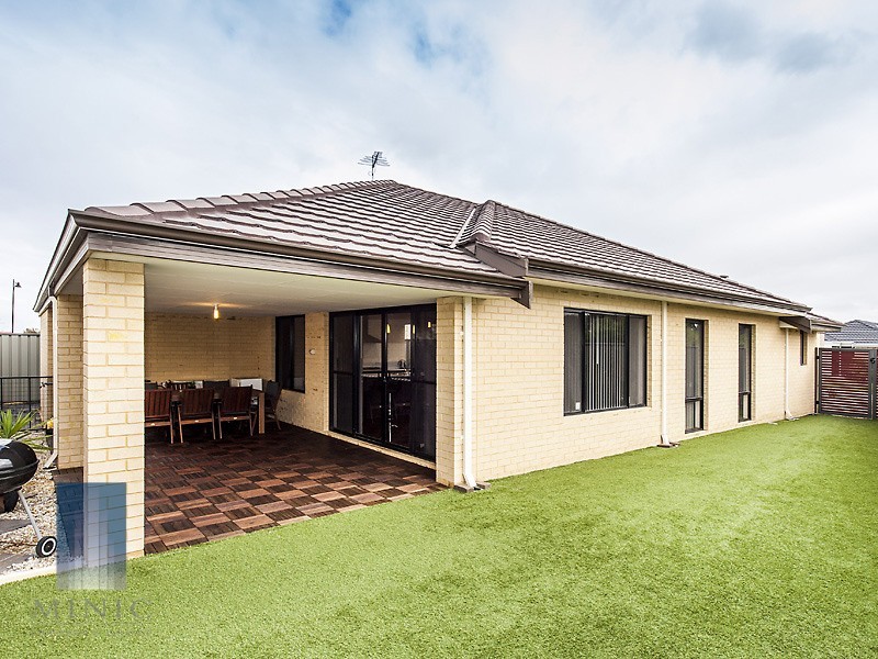 7 Carbine Bend, Byford WA 6122