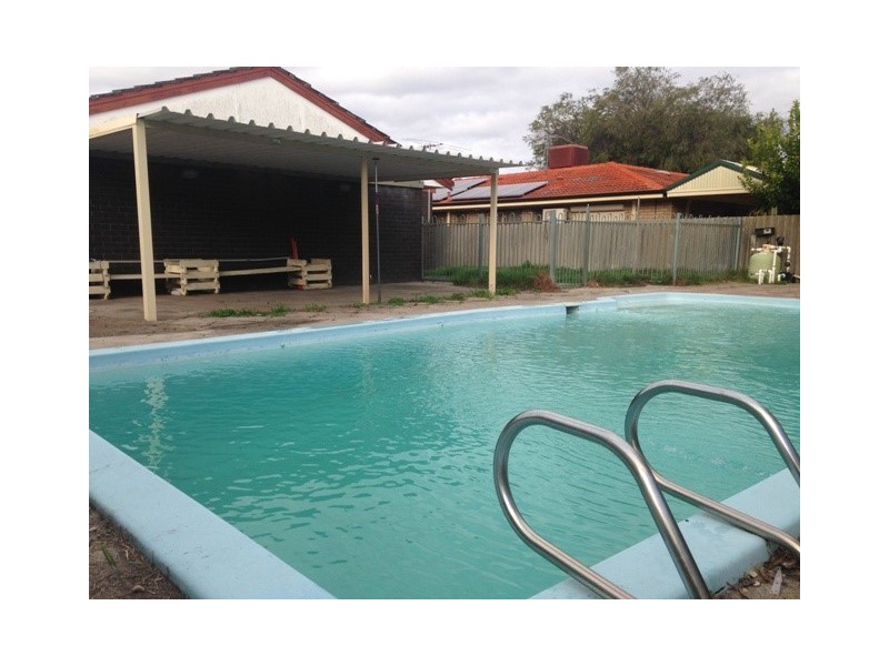 545 High Road, Parkwood WA 6147