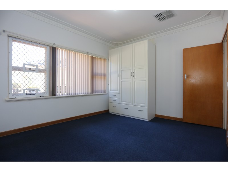 33 Noongar Way, Riverton WA 6148