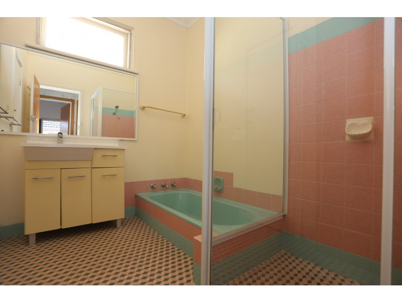 33 Noongar Way, Riverton WA 6148