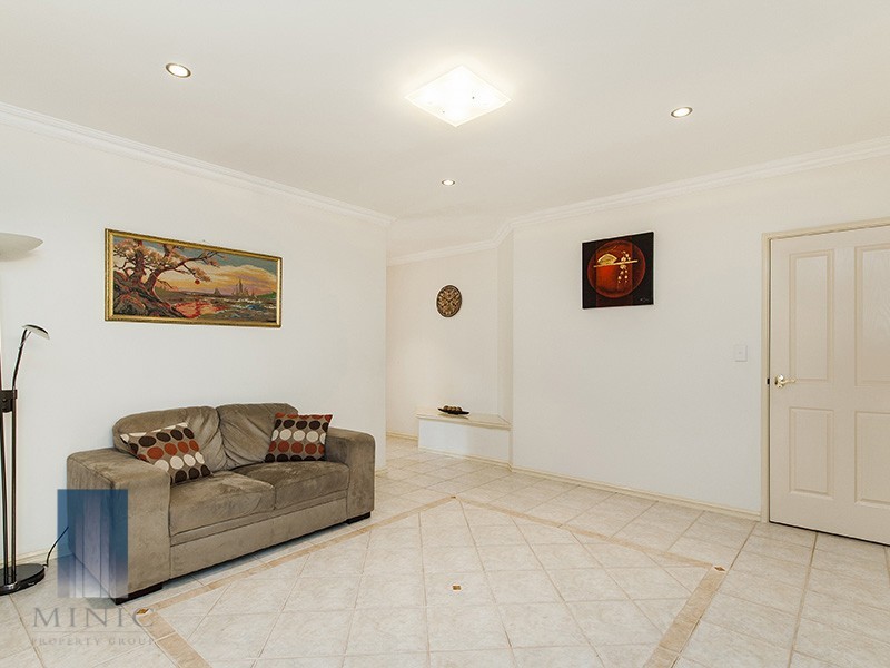 1/62 Raymond Street, Yokine WA 6060