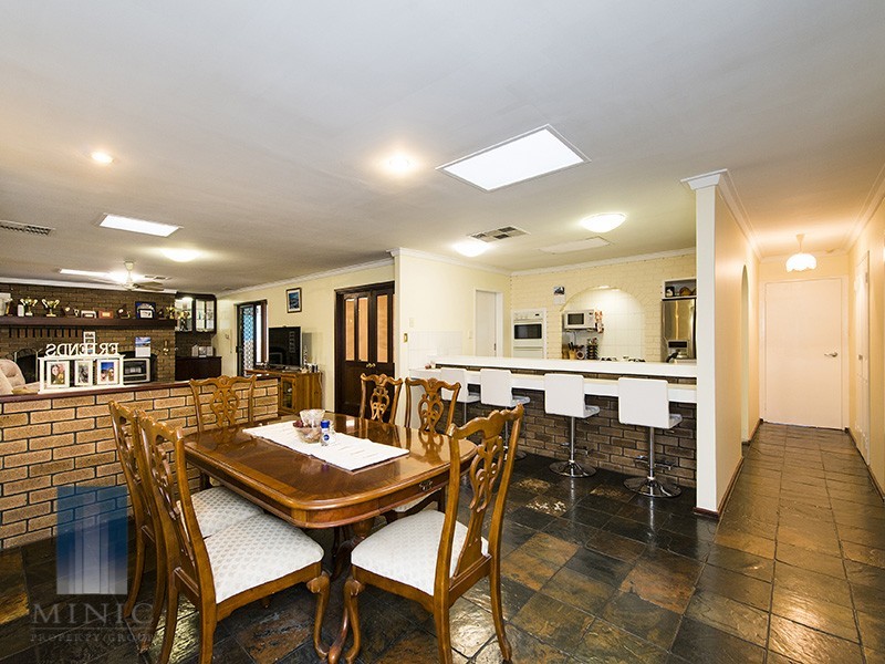 43 Hibbertia Crescent, Riverton WA 6148