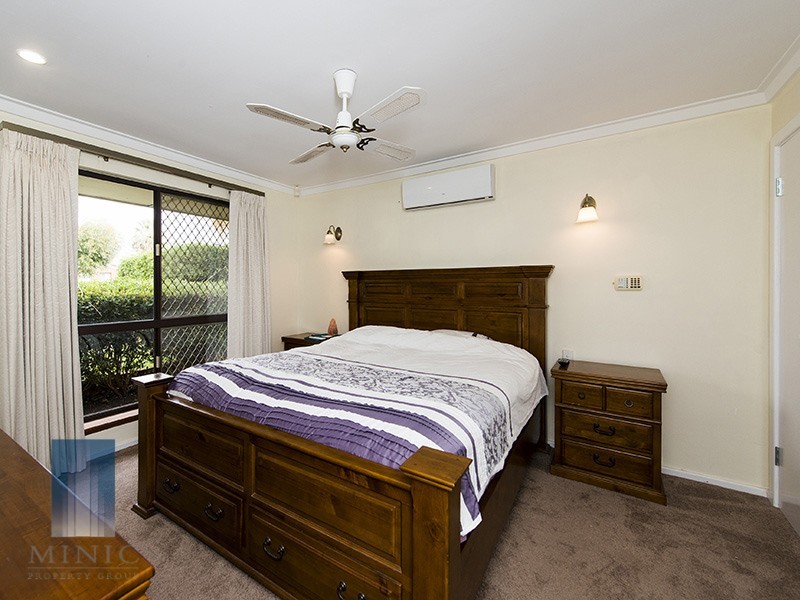 43 Hibbertia Crescent, Riverton WA 6148