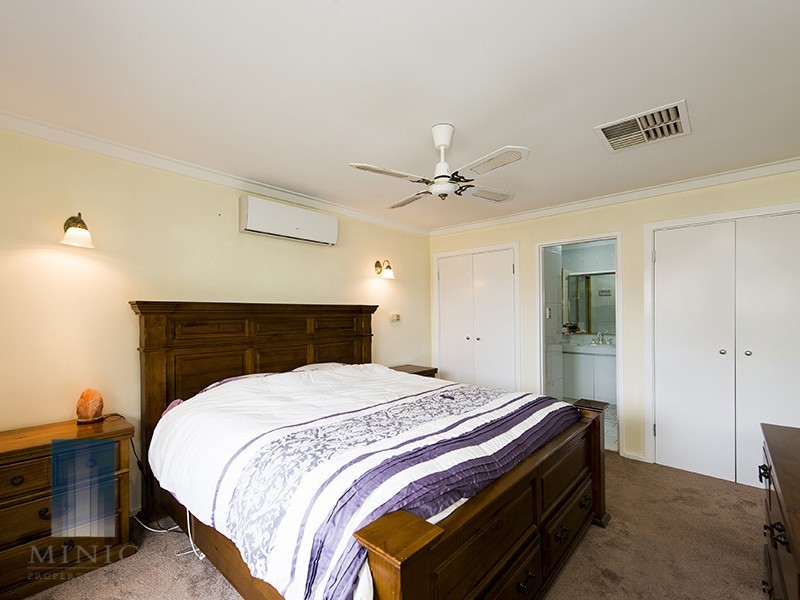 43 Hibbertia Crescent, Riverton WA 6148