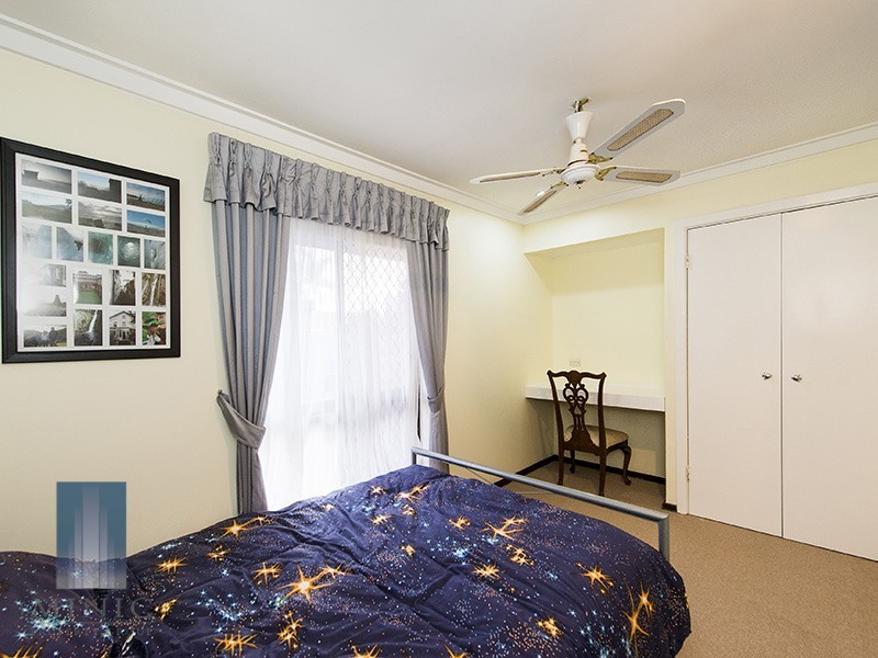 43 Hibbertia Crescent, Riverton WA 6148