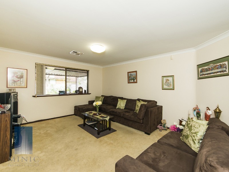 7/42 Blancoa Road, Ferndale WA 6148