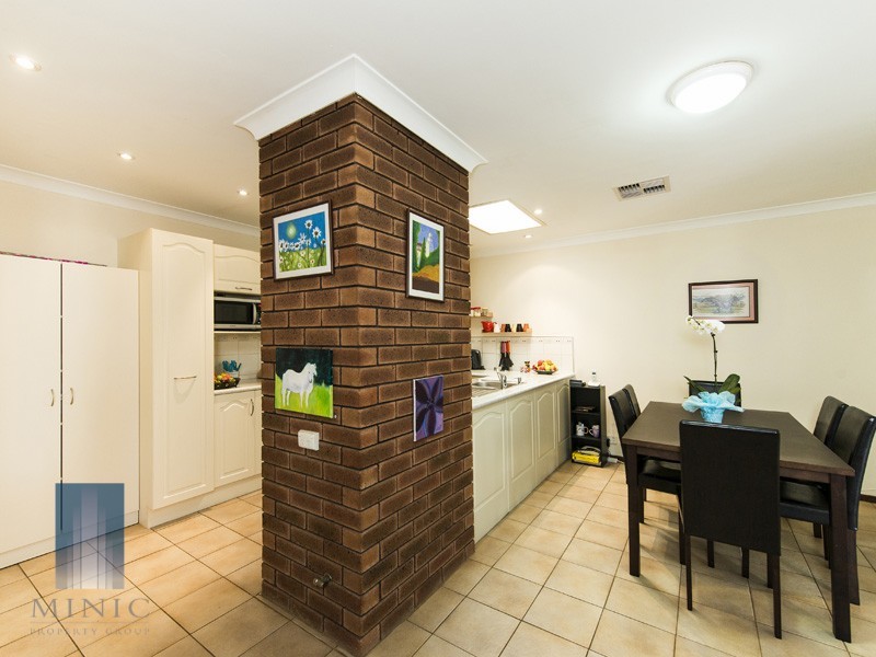 7/42 Blancoa Road, Ferndale WA 6148