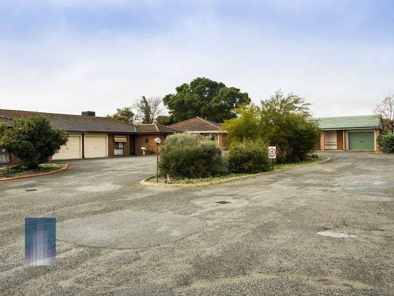 7/42 Blancoa Road, Ferndale WA 6148