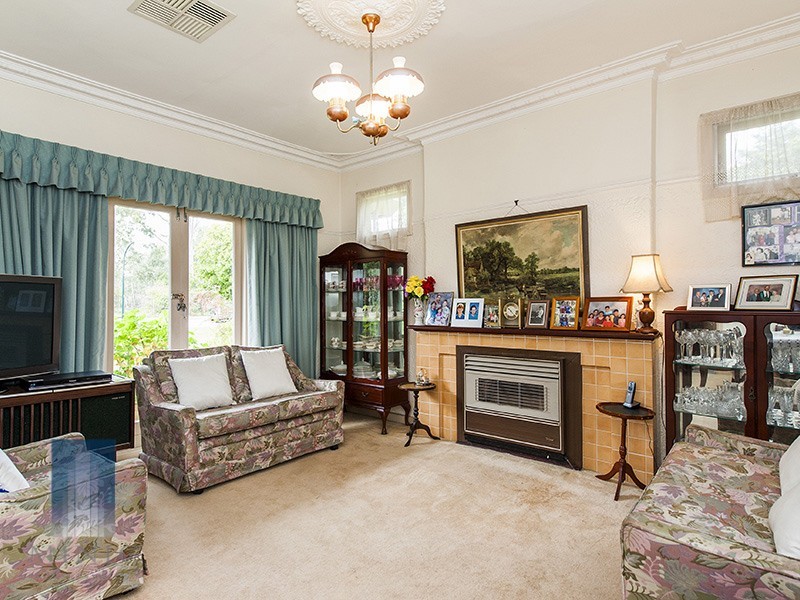 39 Ley Street, Como WA 6152