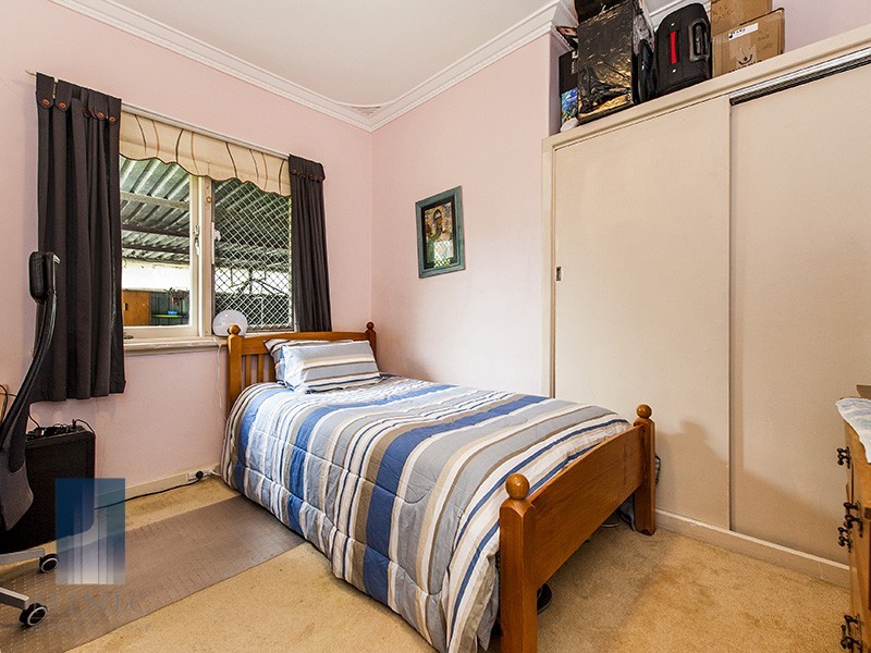 39 Ley Street, Como WA 6152