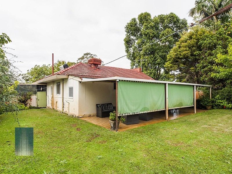 39 Ley Street, Como WA 6152