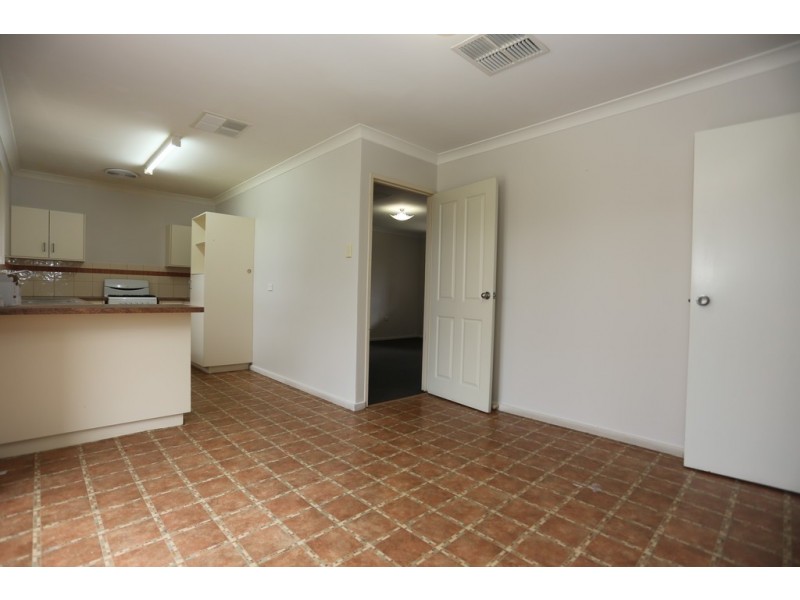 62A Hayden Way, Langford WA 6147