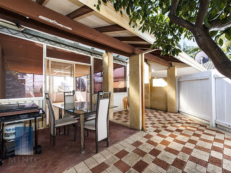 40 Canavan Crescent, Manning WA 6152