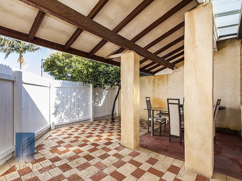 40 Canavan Crescent, Manning WA 6152