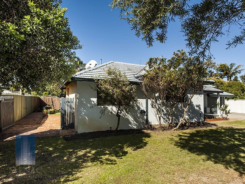 40 Canavan Crescent, Manning WA 6152