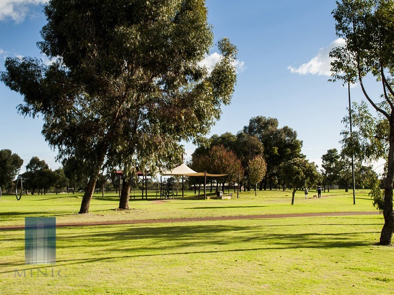 40 Canavan Crescent, Manning WA 6152