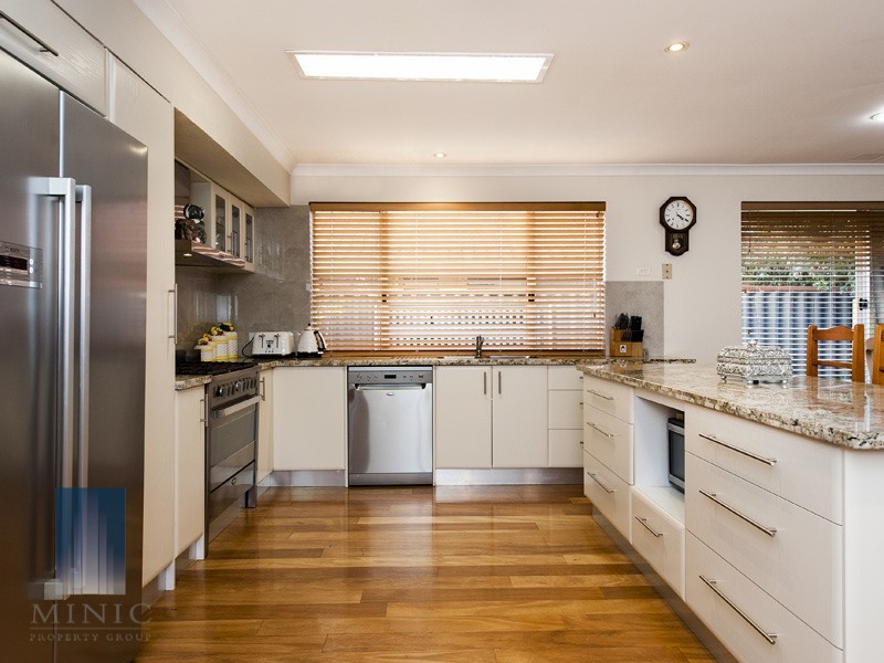 30 Gillon Street, Karawara WA 6152