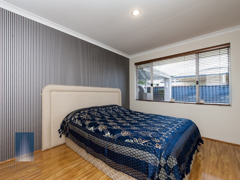 30 Gillon Street, Karawara WA 6152