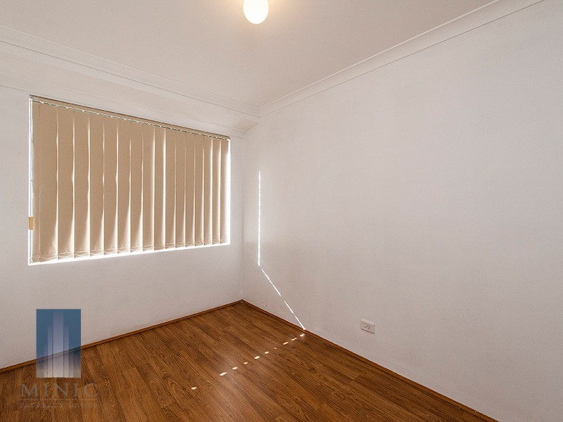 2 Bramley Way, Bibra Lake WA 6163