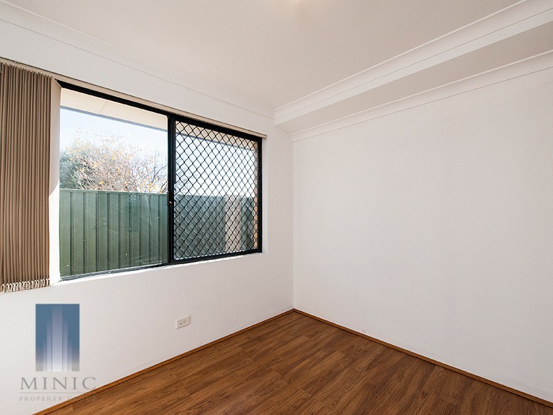 2 Bramley Way, Bibra Lake WA 6163