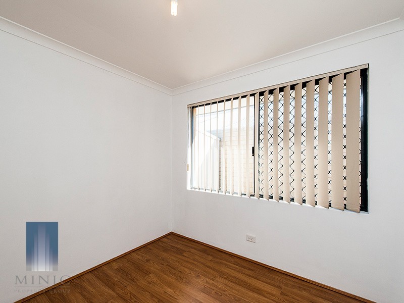 2 Bramley Way, Bibra Lake WA 6163