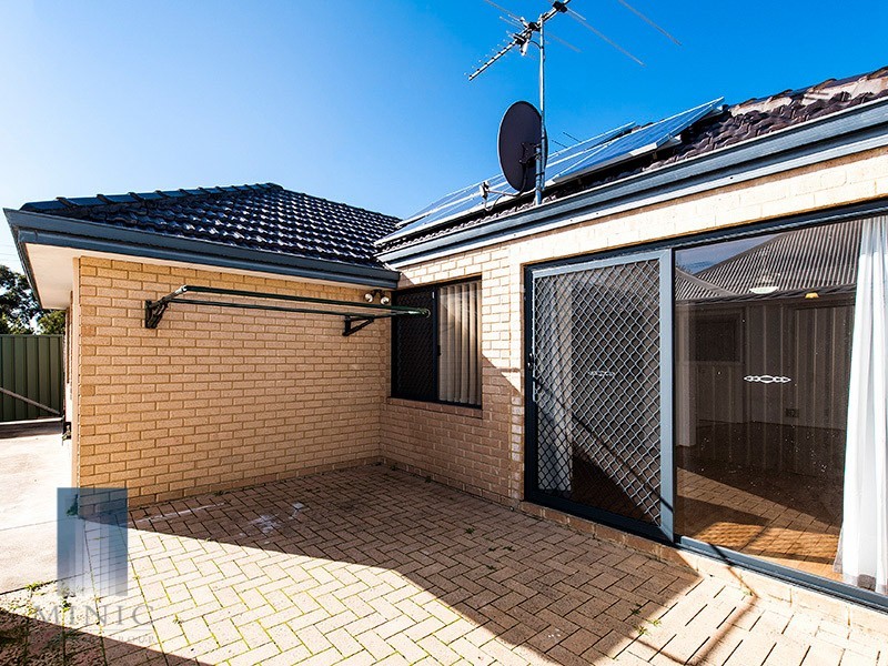 2 Bramley Way, Bibra Lake WA 6163
