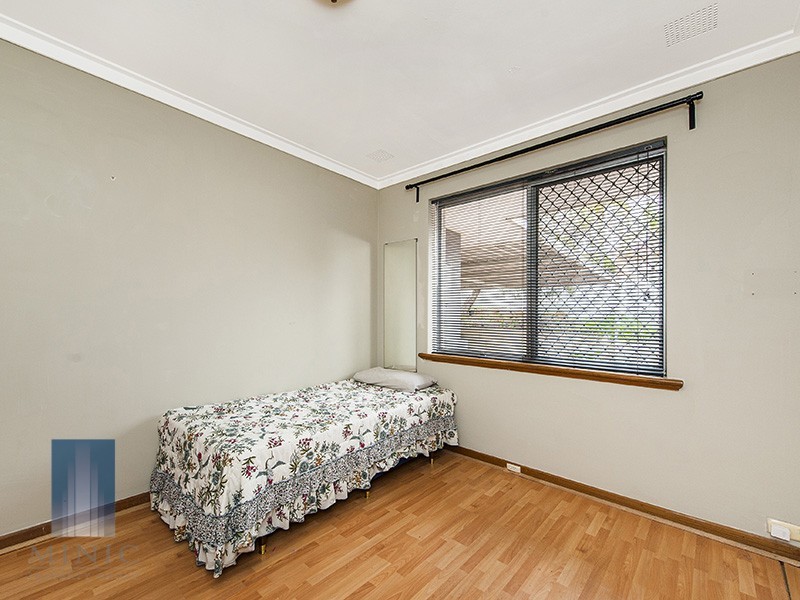 13 Argyle Street, Bentley WA 6102