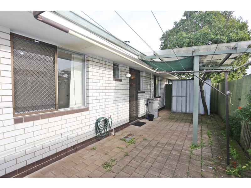 UNIT 2/145 Leach Highway, Wilson WA 6107