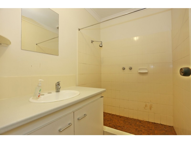 UNIT 2/145 Leach Highway, Wilson WA 6107