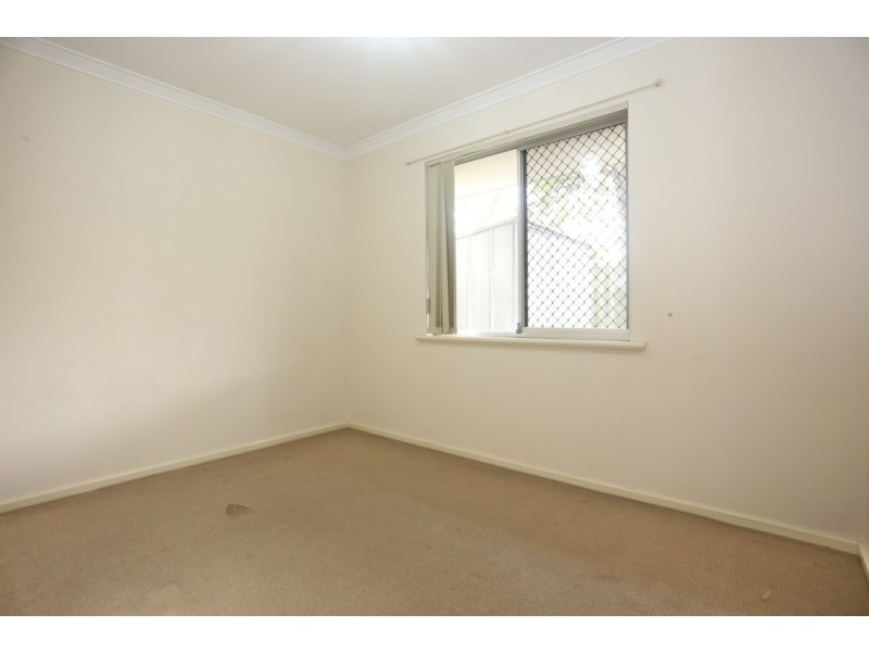 UNIT 2/145 Leach Highway, Wilson WA 6107