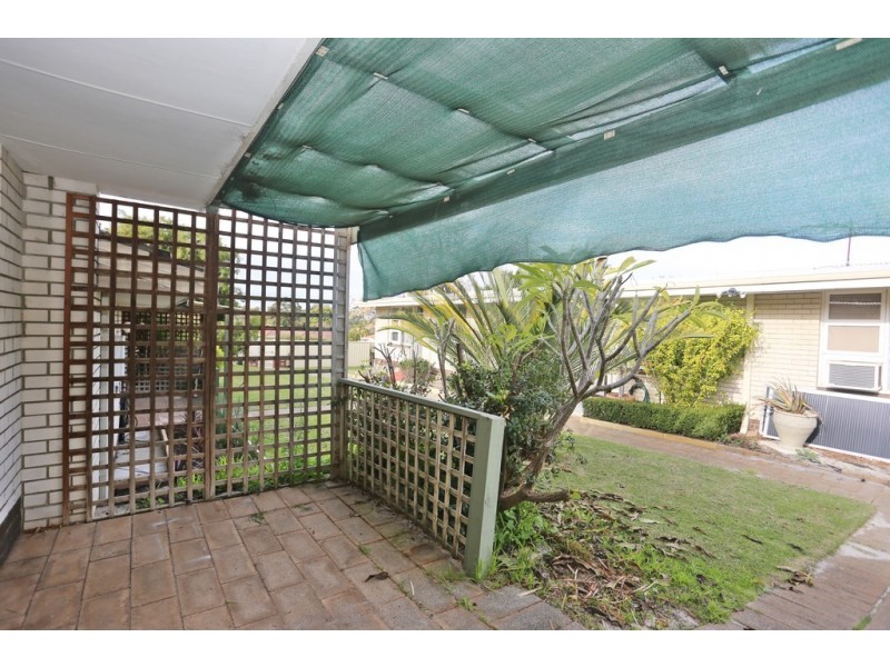 UNIT 2/145 Leach Highway, Wilson WA 6107