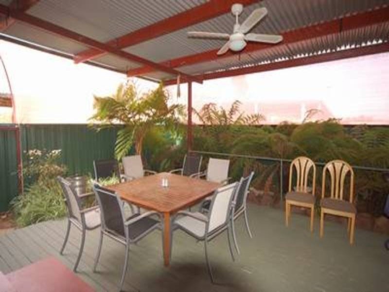 38 Campbell Street, Darlington Point NSW 2706