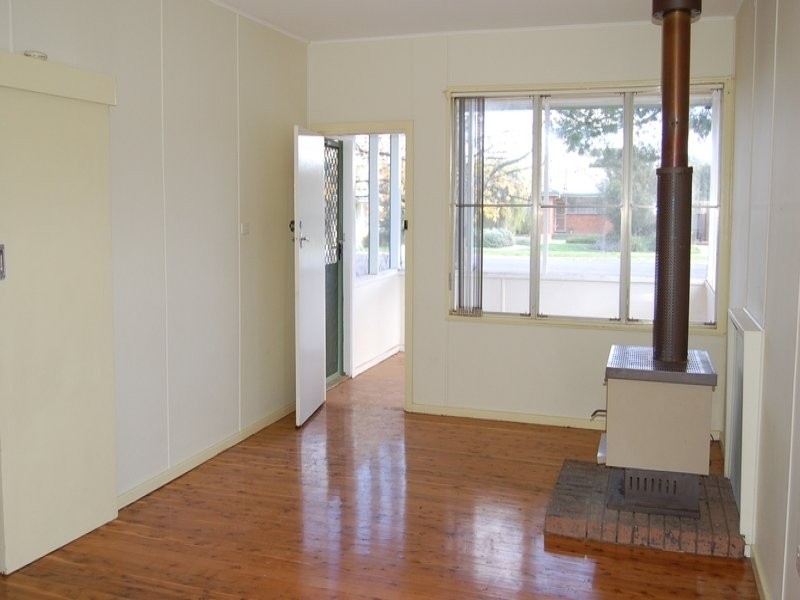 27 Kingfisher Avenue, Coleambally NSW 2707
