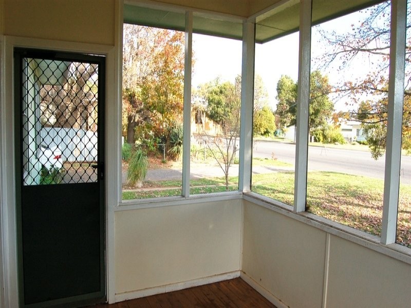 27 Kingfisher Avenue, Coleambally NSW 2707