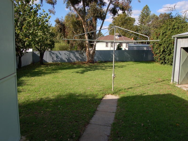 27 Kingfisher Avenue, Coleambally NSW 2707