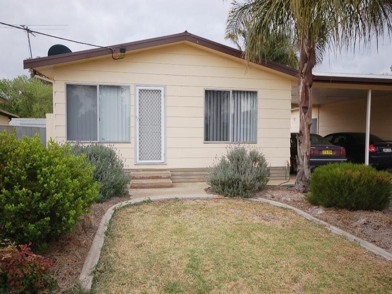 23 Kook Street, Darlington Point NSW 2706