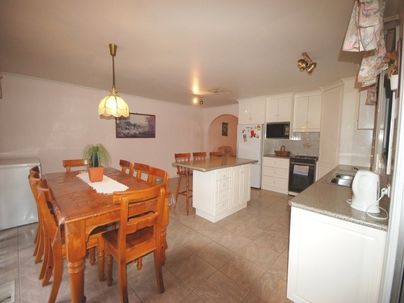 23 Kook Street, Darlington Point NSW 2706