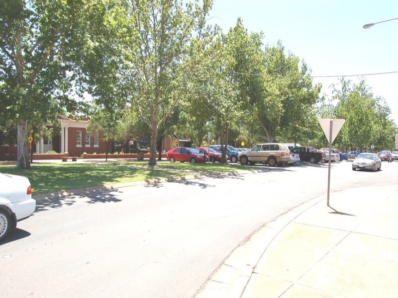 334 BANNA AVENUE, Griffith NSW 2680