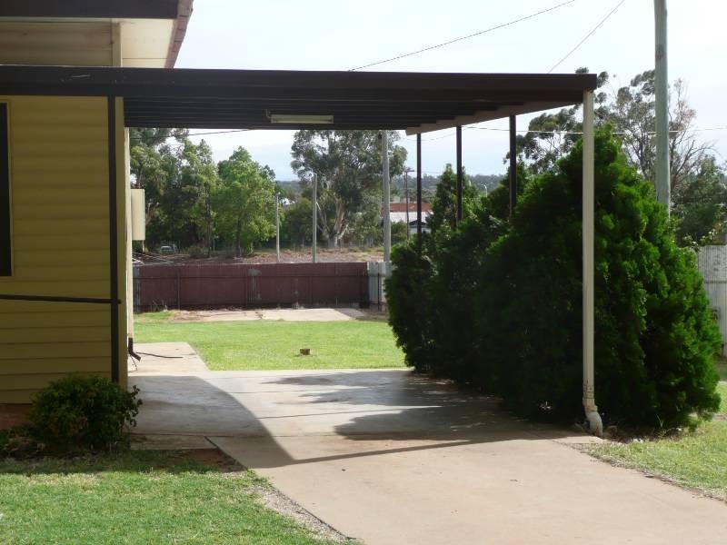 53 Coolah St, Griffith NSW 2680