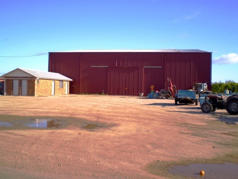 666 Murray Road, Yoogali NSW 2680