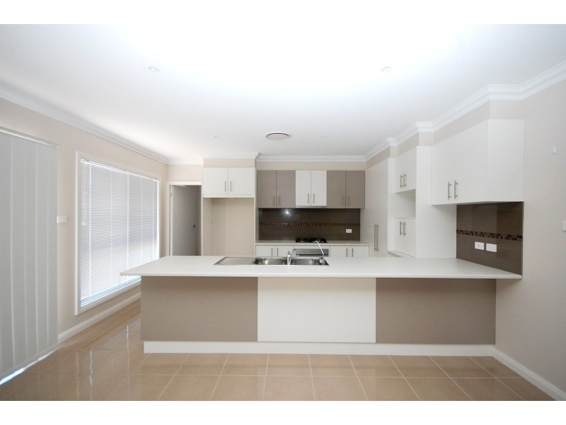 25 Calabria Road, Griffith NSW 2680