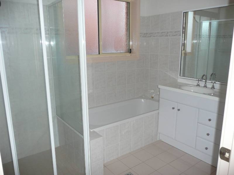 1b Edon Street, Yoogali NSW 2680