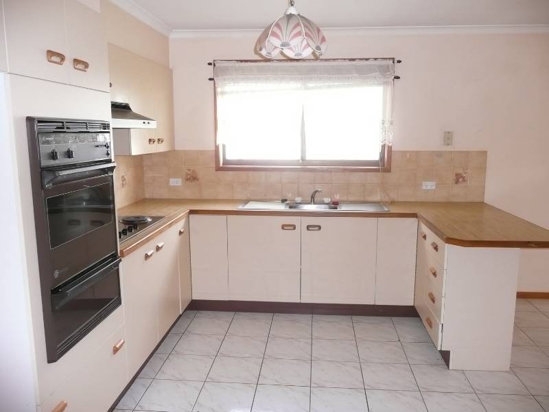 12 Chant Sreet, Darlington Point NSW 2706