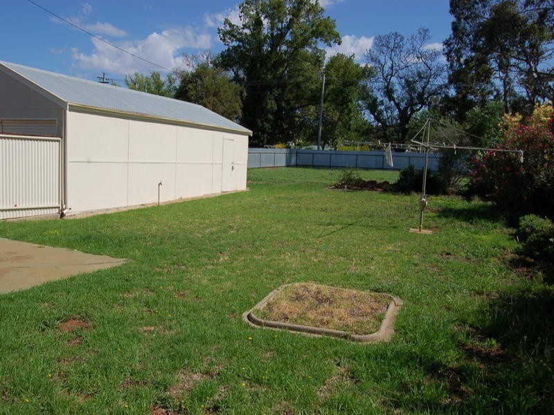 39 Noorilla Street, Griffith NSW 2680