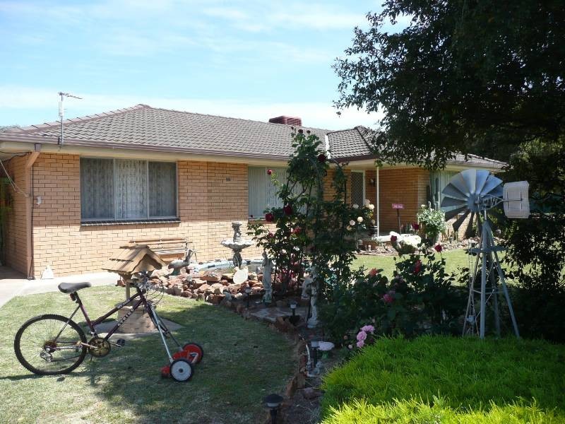 10 Bellbird Street, Coleambally NSW 2707